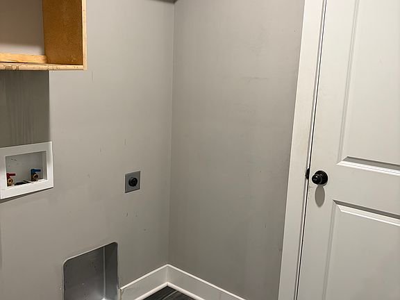 4th image of 62 N Toben St #5260
