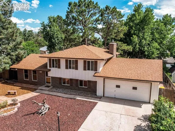 5327 Babcock Pl, Colorado Springs, CO 80915