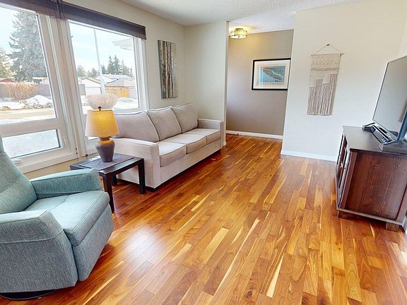 4th image of 8 Guilford St