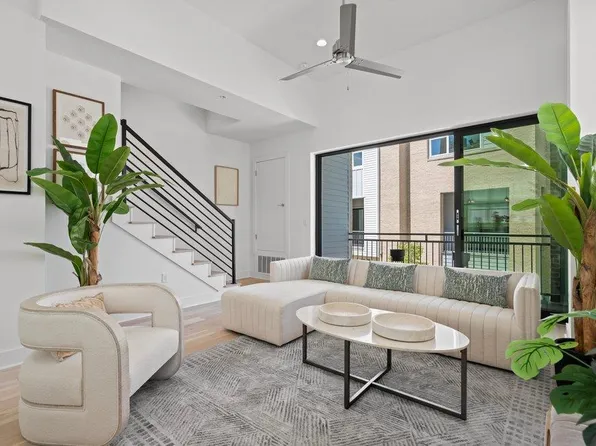 2805 McCurdy St Building 19, Austin, TX 78723