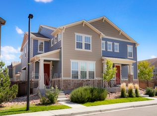 8274 S Trails Edge Ct, Centennial, CO 80112