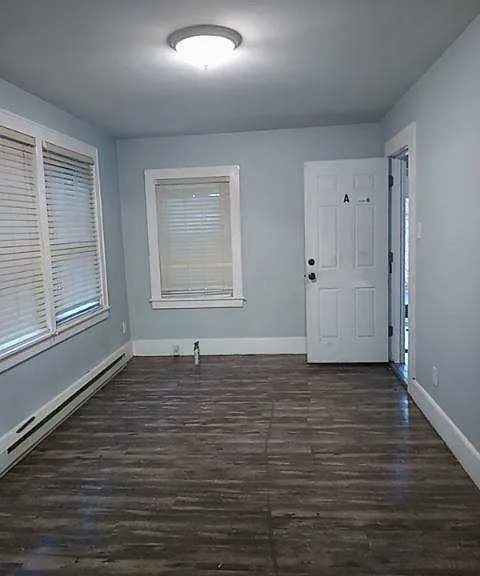 2411 S Albert St #1 — Photo 16