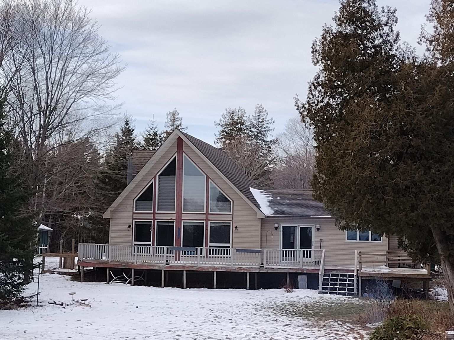 1111 S State St, Saint Ignace, MI 49781 Zillow