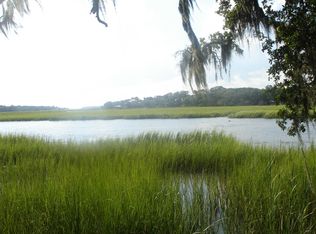 8266 Palmetto Rd, Edisto Island, SC 29438