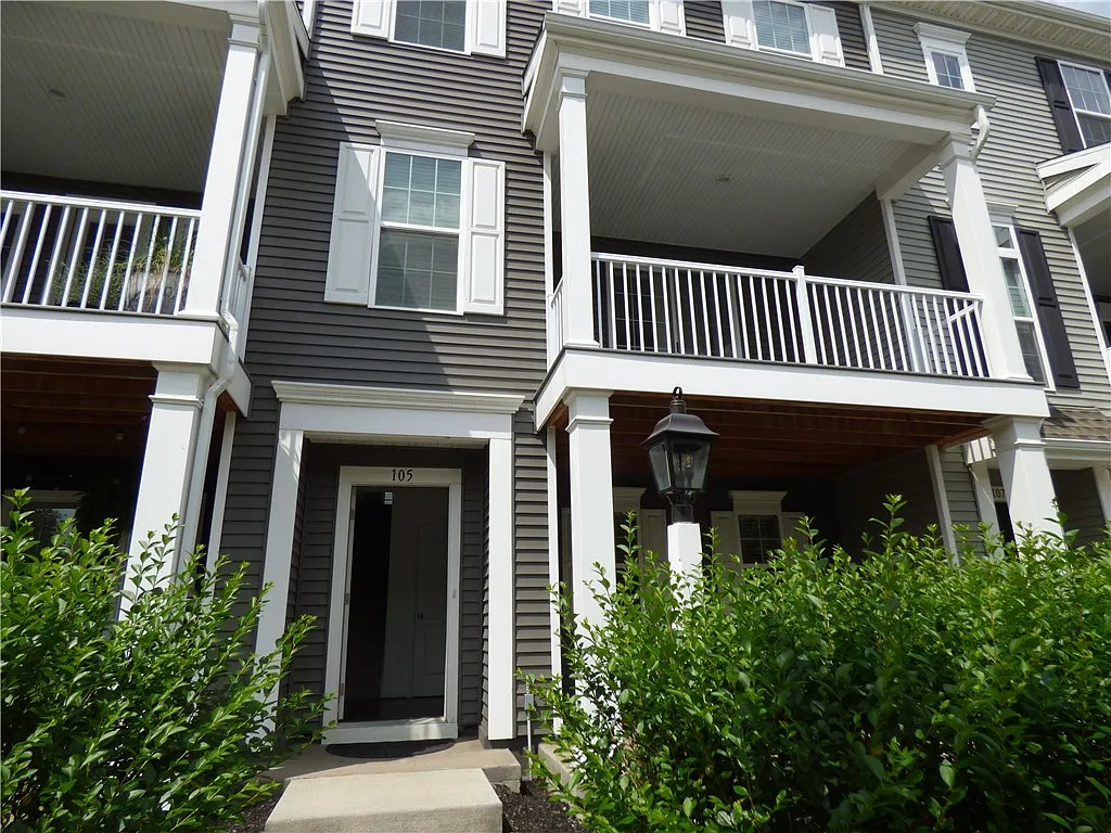3 bed, 2.5 bath, 2000 sqft, $2,850 — Photo 3