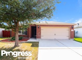 10009 Quail Glen Dr, Fort Worth, TX 76140