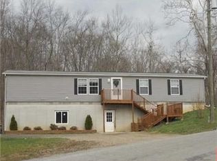 308 Van Meter Rd, Belle Vernon, PA 15012