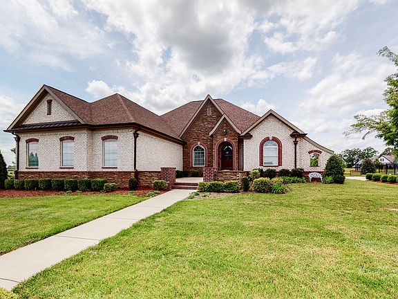 3rd image of 1488 Overlook Pointe