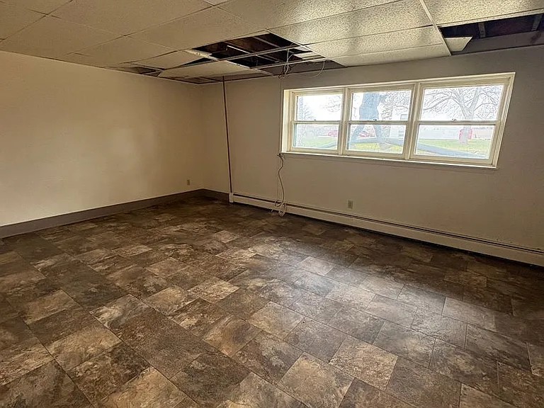625 Maple St — Photo 6