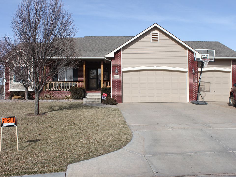 1st image of 604 E Eastwood Ct