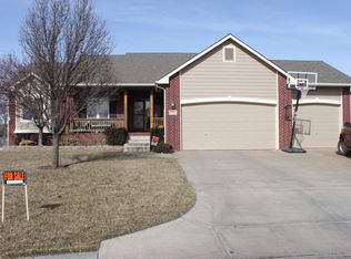 604 E Eastwood Ct, Andale, KS 67001