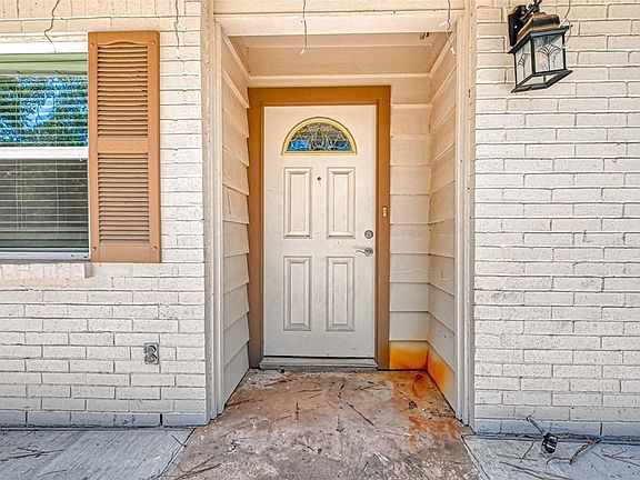 5th image of 11811 Beverly Dr