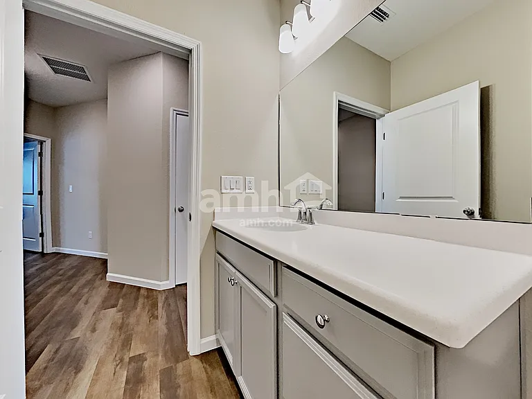 76 Spruce Point — Photo 15