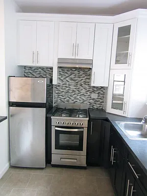 Rented by Bohemia Realty Group | media 11