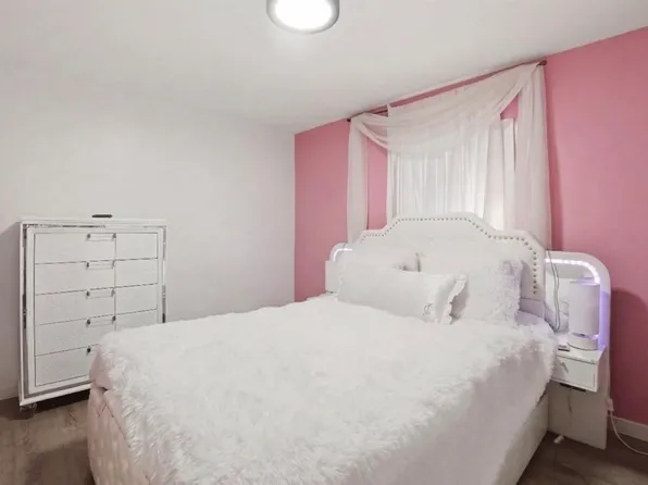 28 Warnock St #2, Lowell, MA 01852