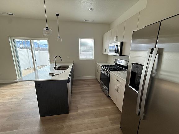 5th image of 3143 W 1625 N #30