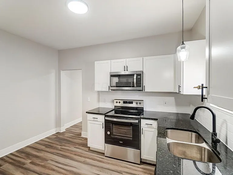 294 Dakota Ave — Photo 11