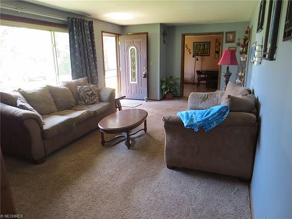 5th image of 10896 Howard Dr
