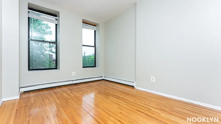 Rented by Nooklyn NYC LLC | media 18