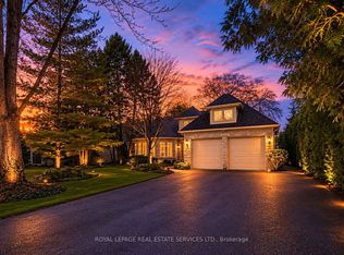 100 Rathburn Rd, Toronto, ON M9A 1R7