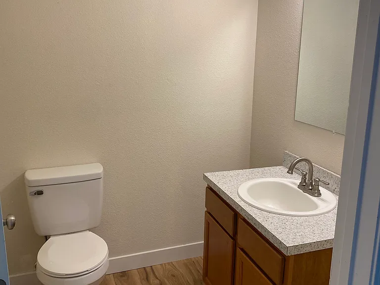 341 E Heather Way #5 — Photo 4
