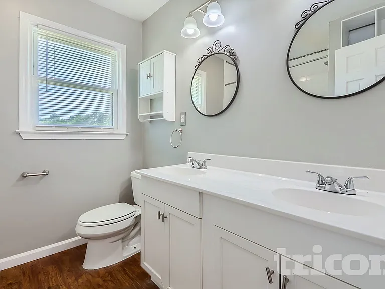 130 Southwood Ct — Photo 22