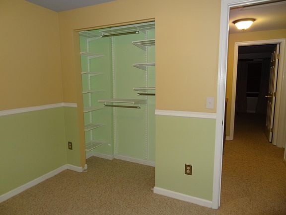 5th image of 5715 Croatan Ct