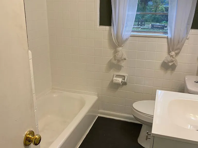 833 Camilla Dr — Photo 14
