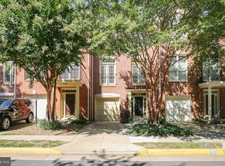 1346 Sundial Dr, Reston, VA 20194