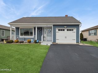 3 Noranda St, Toms River, NJ 08757