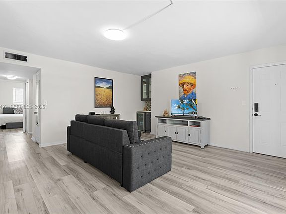 3rd image of 1601 Bay Rd APT 7