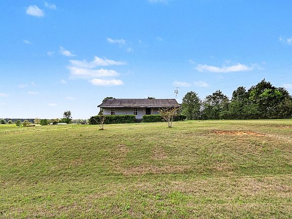 2nd image of 803 County Road 14