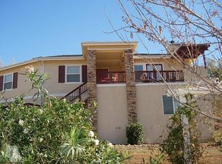 963 Crown Hill Dr, Simi Valley, CA 93063