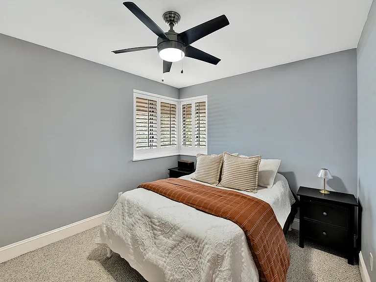 217 N Dotger Ave #D10 — Photo 11