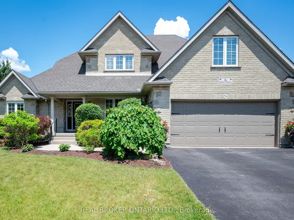 6 Pioneer Tower Cres, Kitchener, ON N2P 2L2