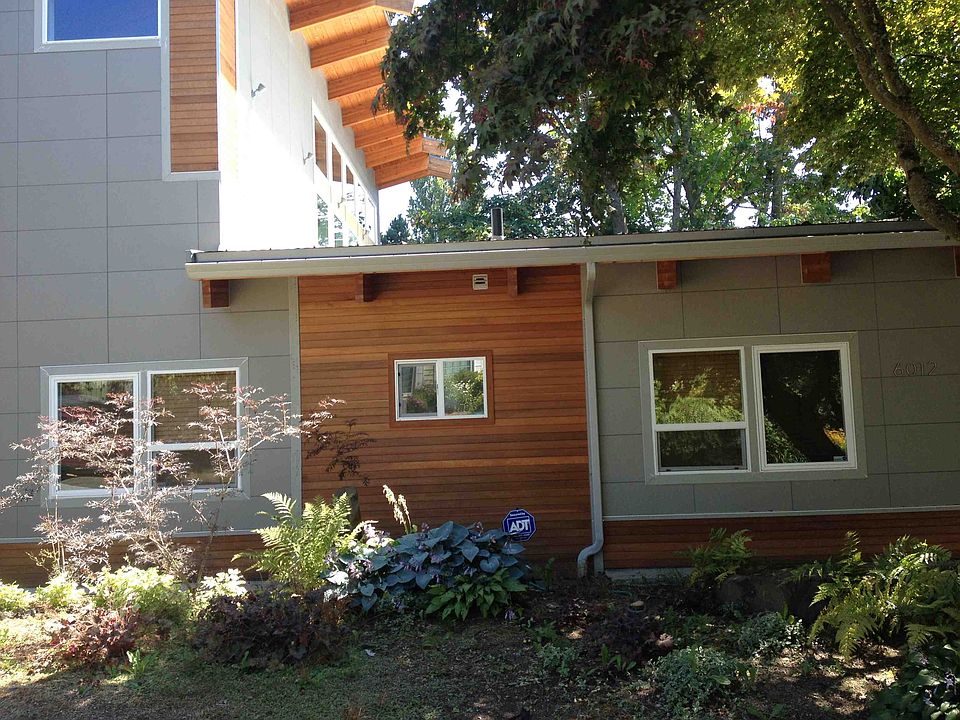 2nd image of 6012 39th Ave NE
