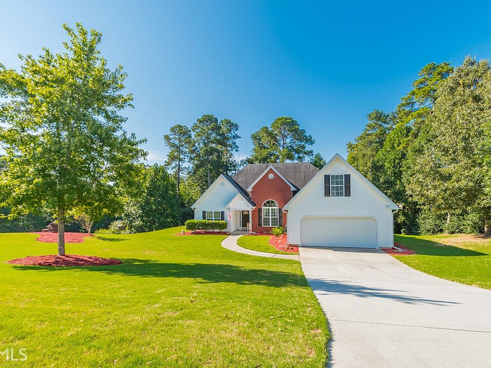 1st image of 839 Winding Grove Ln