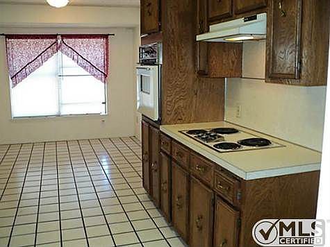 2nd image of 4625 Royal Crest Dr