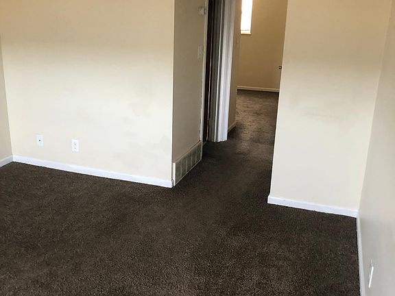 Front room/Hallway