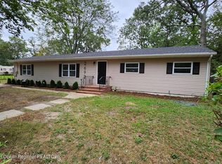 2692 Spruce Dr, Manchester, NJ 08759