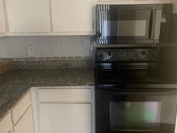 5625 Antoine Dr APT 1405, Houston, TX 77091