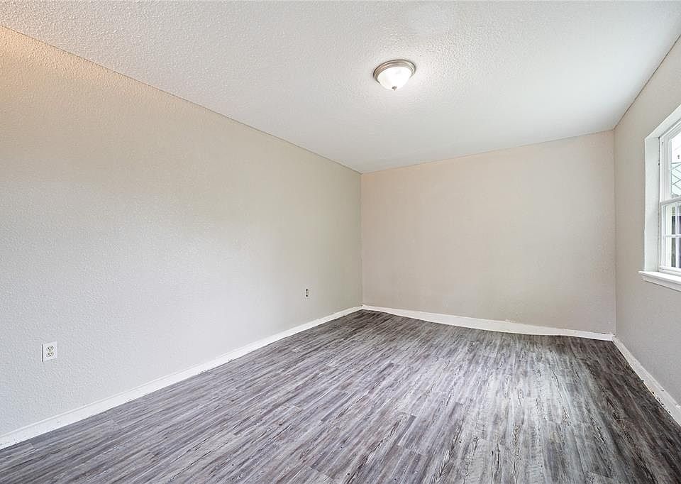 1st image of 3408.5 Wisconsin St