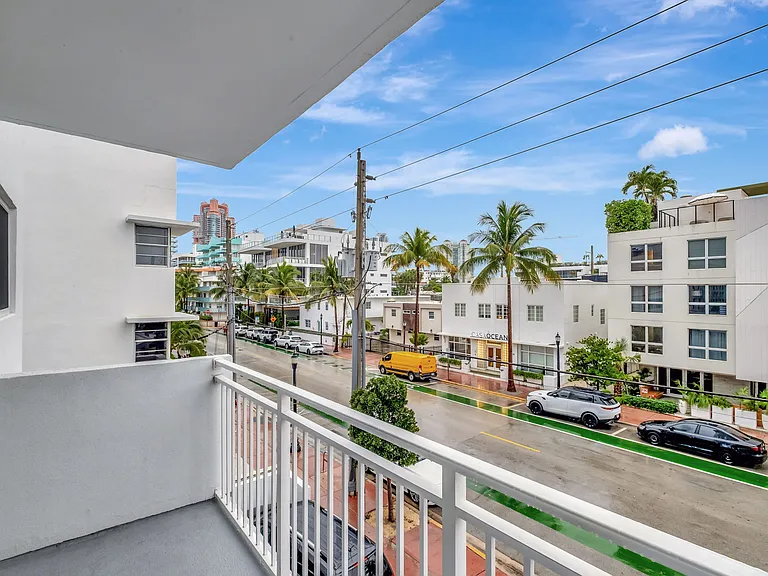 345 Ocean Dr #305 — Photo 8
