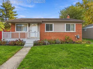18550 Foch St, Livonia, MI 48152