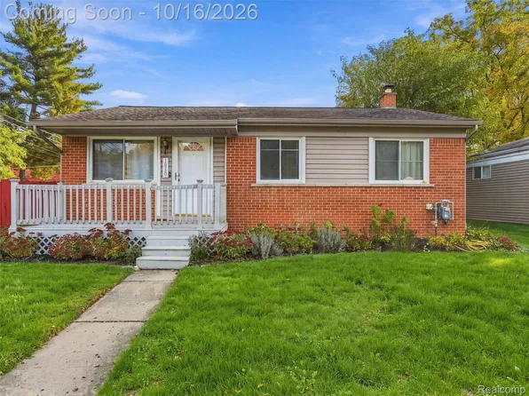 18550 Foch St, Livonia, MI 48152