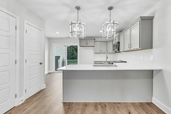 210 Limestone Point Dr — Photo 5