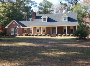 113 Pineridge St, Tennille, GA 31089