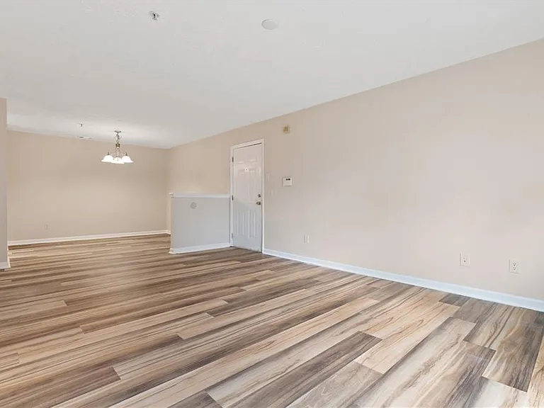 6104 Waldrop Pl — Photo 6