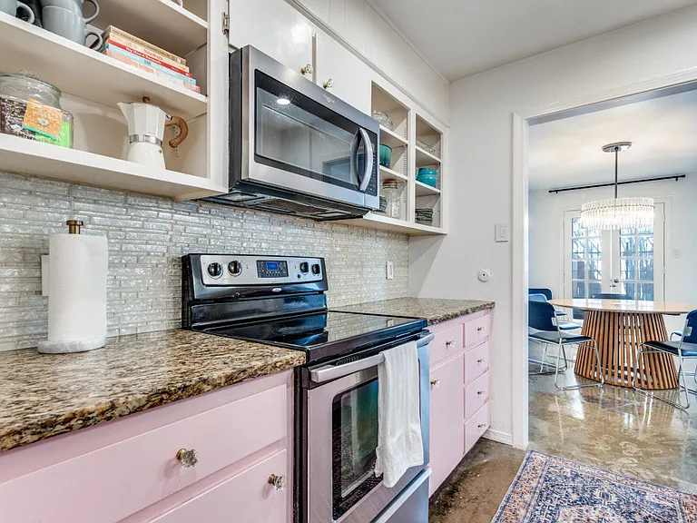 2100 Fleur De Lis Ct — Photo 3