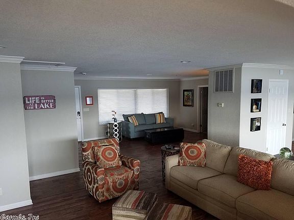3rd image of 392 Lake Hamilton Dr